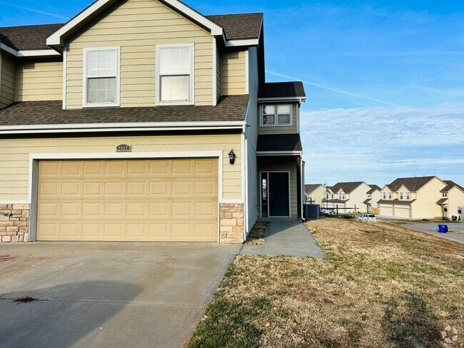 Building Photo - 2017 Quail Run Rental