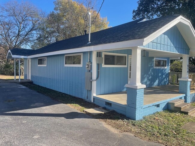 3 Bedroom 1 Bath Home Near Downtown Benton - 3 Bedroom 1 Bath Home Near Downtown Benton