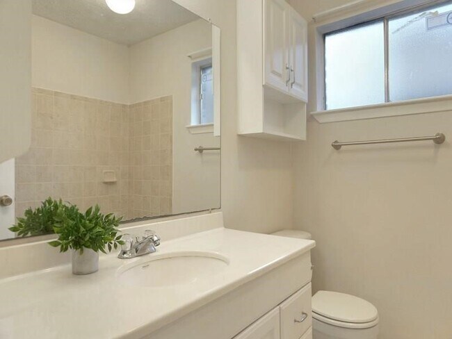 Photo - 16210 Cypress Point Dr