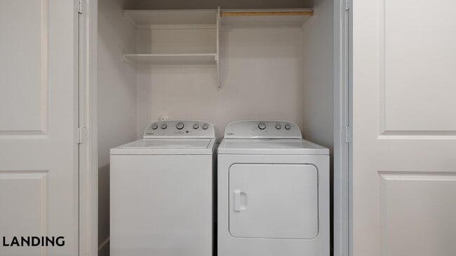 502 E College St Unit 225