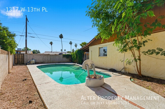 Photo - 1317 W 13th Pl