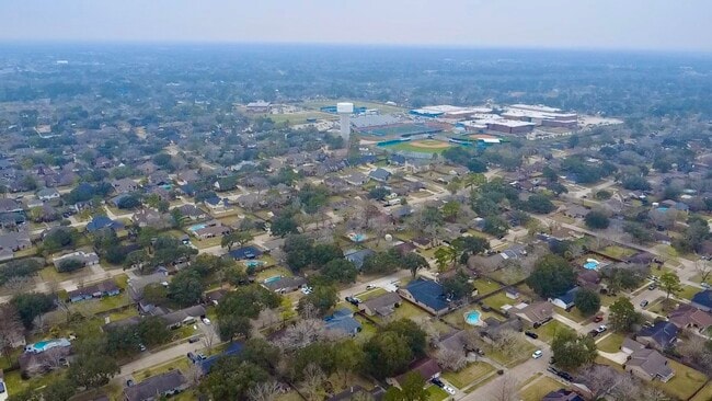 Photo - 1314 Frontier Ln