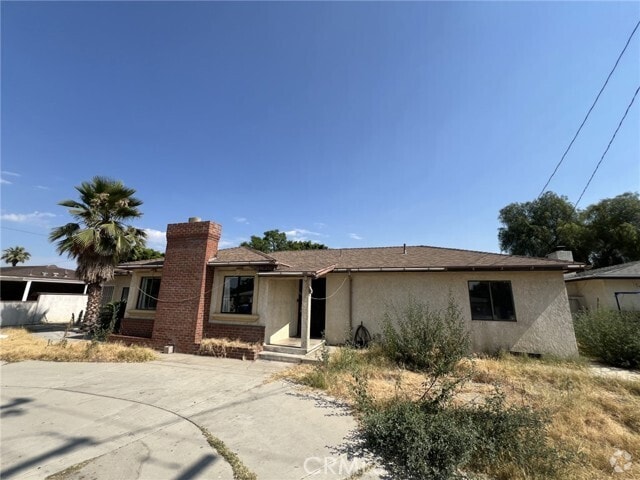 Building Photo - 17946 Merrill Ave Rental