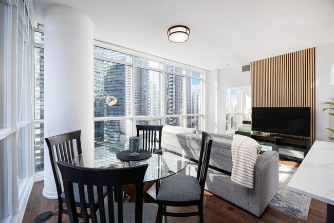 Photo - 65 Raptors Way Unit SI ID1511282P