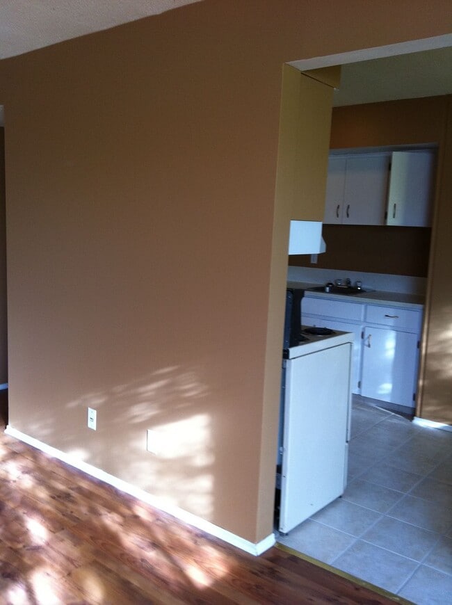 733 44 Av NW Unité 204