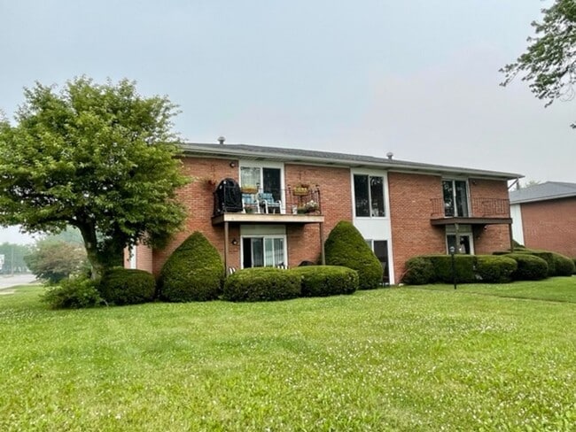 Building Photo - cd7 Unit 724A