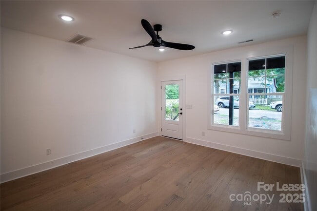 Photo - 603 Church St