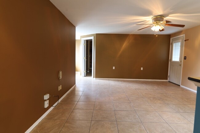 Photo - 4410 Pennystone Av