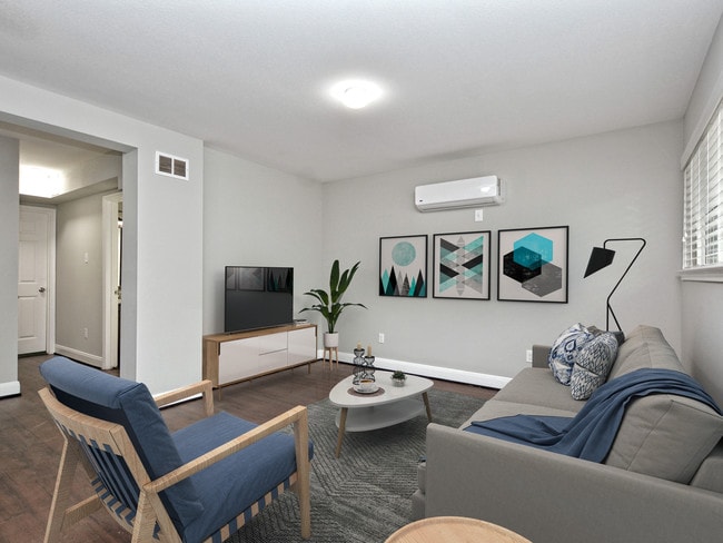 Photo - Harmon Square