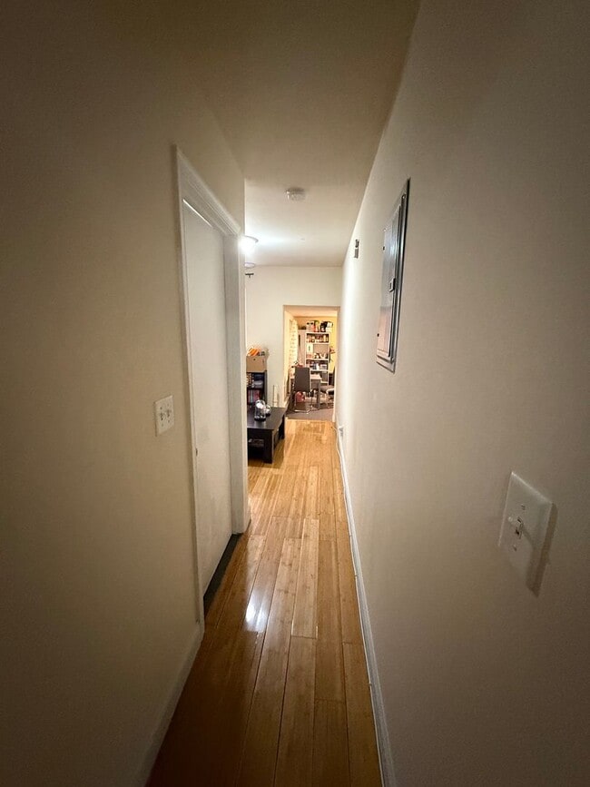 Photo - 1630 N Sydenham St