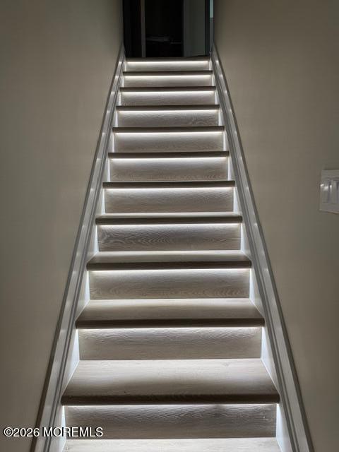 Building Photo - 4 Beachway Ave