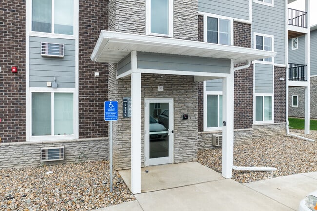 Entrance - The Allure at 57