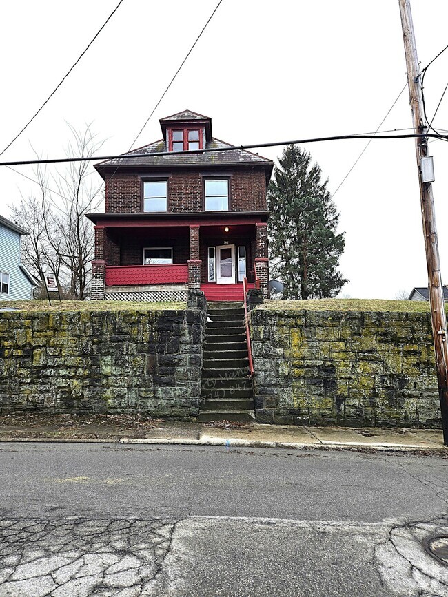 Building Photo - 432 Fisher Hill St Rental