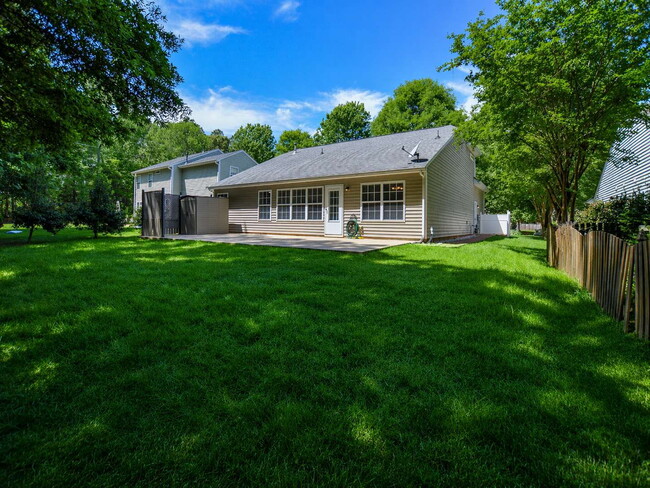 Photo - 3BR Legacy Park Home on 1 Acre with Bonus Loft and Beautiful Landscaping

3 Bedrooms | 3 Bathroom...