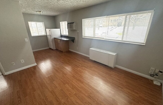 Photo - 555 Lowell Ave Unit 555-02