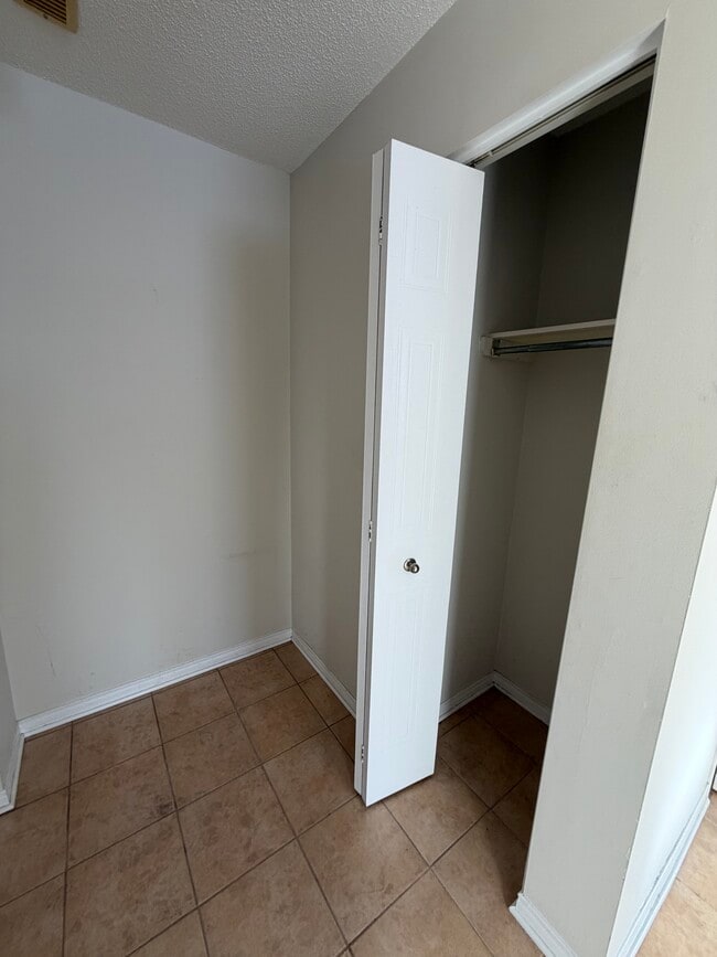 Photo - Studio à louer - 1100$/mois - Rue de la Futaie, Gatineau Unité 24-04