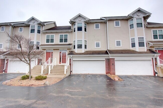 Photo - 7159 W Rawson Ave Townhome