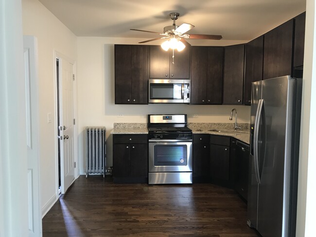 Photo - 4941 W Medill Ave Apartments Unit 2