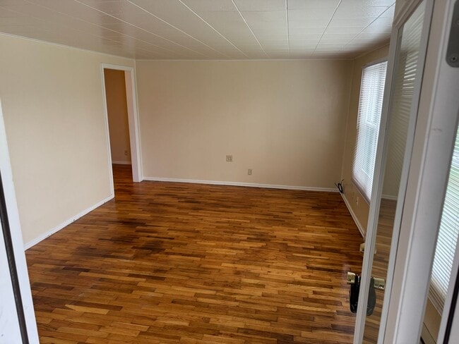 Photo - Updated 3 bedroom 1 bathroom house on a huge lot!