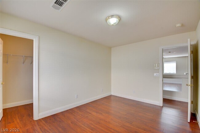 Photo - 10916 Carberry Hill St