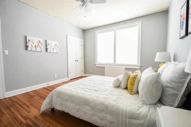 Photo - Enclave at Peachtree Memorial