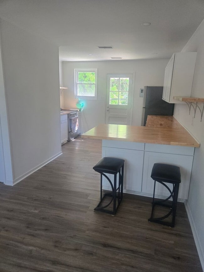 Photo - Charming Sunset Hills Condo