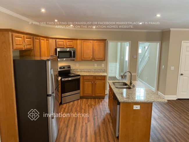 Photo - 675 River Overlook Dr NW