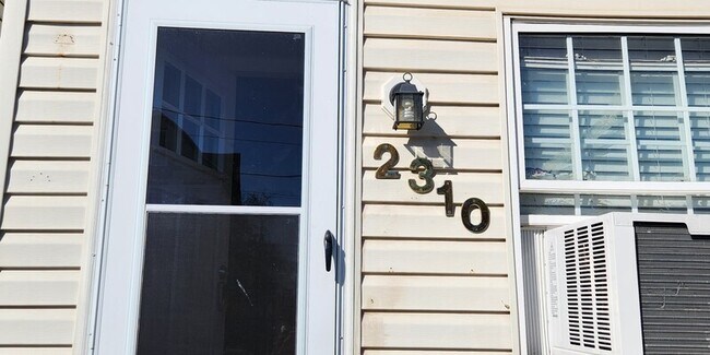 2310 James St - 2310 James St