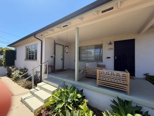 Photo - 235-237 Lynn Drive Unit 235-237 1