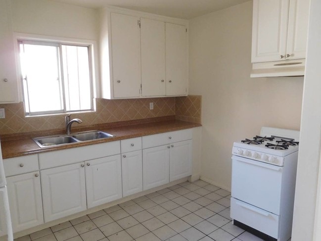 Photo - 455 W Elk Ave Unit A