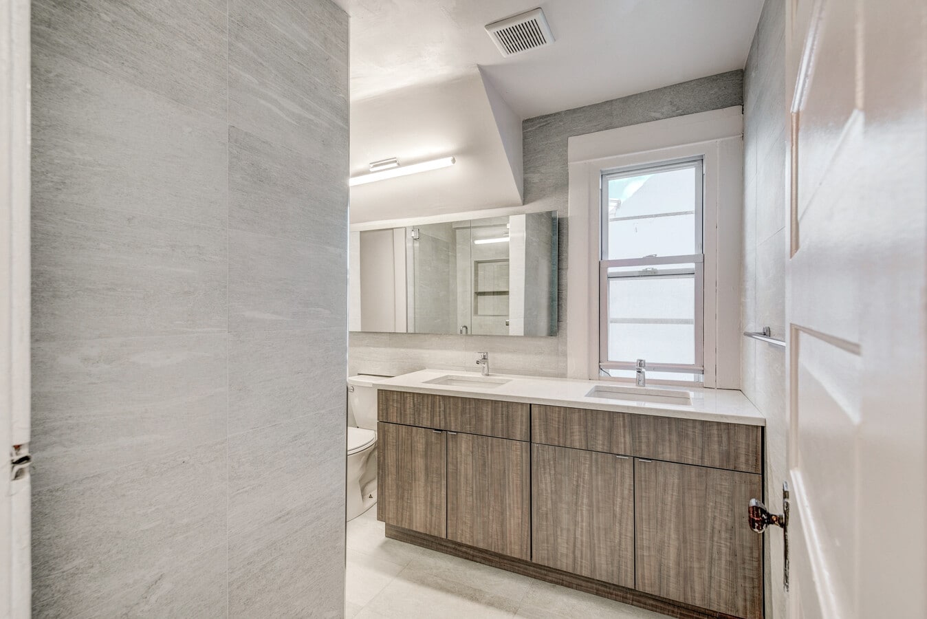 Photo - 702 Tappan Ave