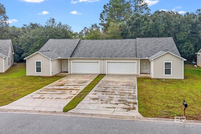 Building Photo - 3816 Chesterfield Ln