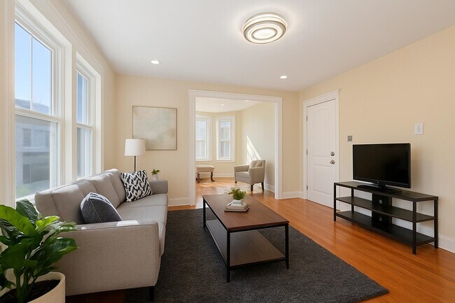 Photo - 1402 8th St Unit 2