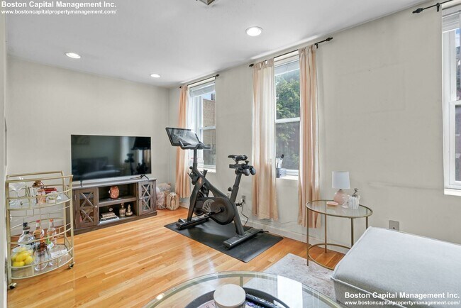 198 Endicott St Unit 3