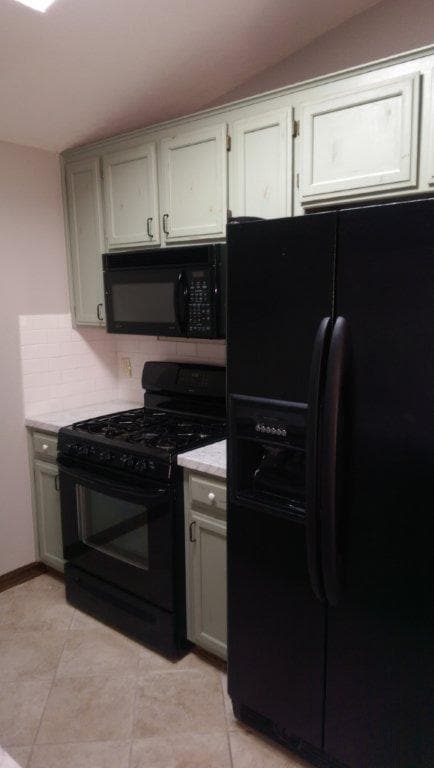 Photo - Unique 2 bed 2 bath 1 car with rare study ...