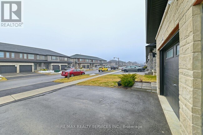 Photo - 44 June Callwood Wy