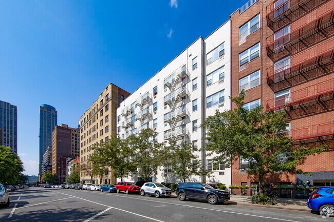 235 W 70th St, Nueva York, NY 10023 - 235 W 70th St
