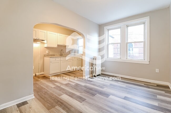 Photo - 1533 S Vogdes St