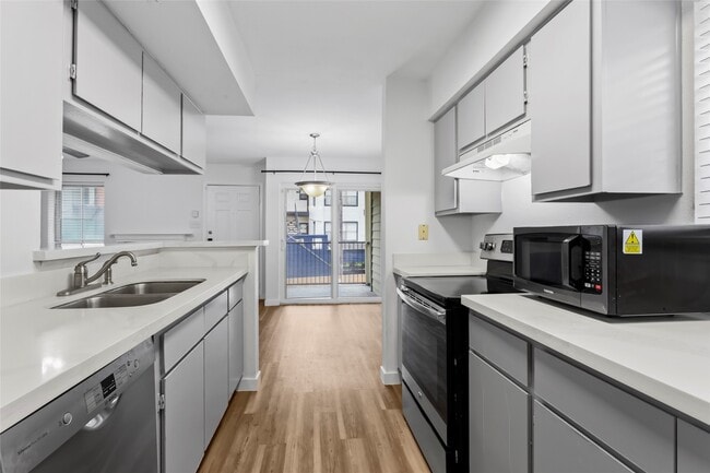 Building Photo - 18800 Egret Bay Blvd Unit 119