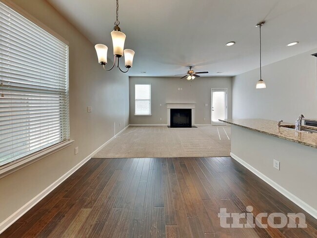 368 Lossie Ln
