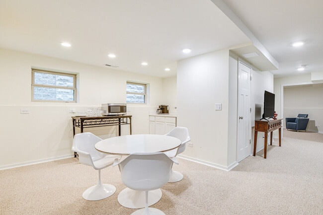 Photo - 3975 S Ellis Ave Unidad ID1306702P