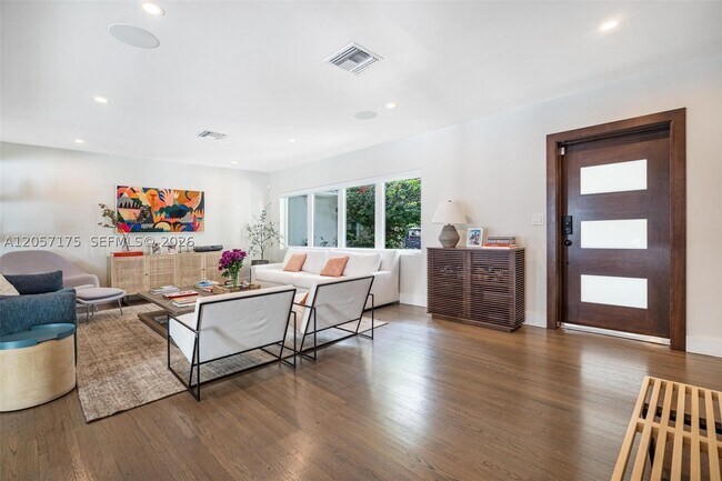 Photo - 510 Bargello Ave