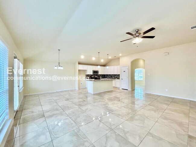 Photo - 1413 Avenue A