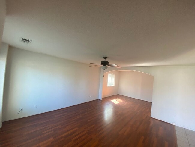 Photo - 1201 Hoover Way