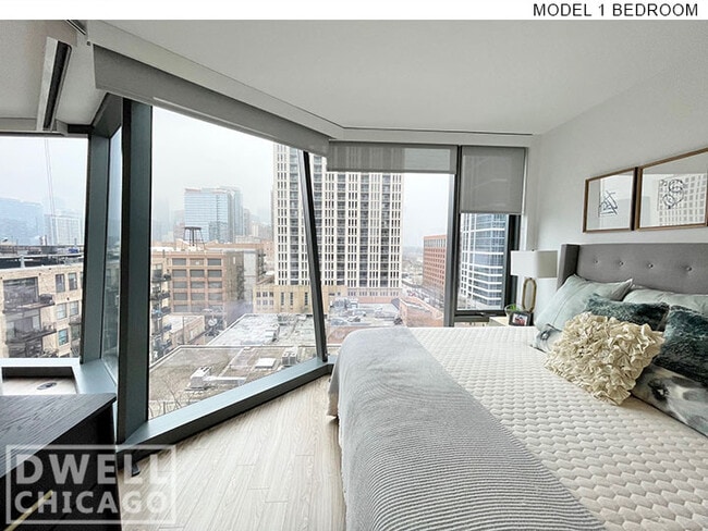 New construction in the heart of the south loop - 1315 S Michigan Ave Apartments