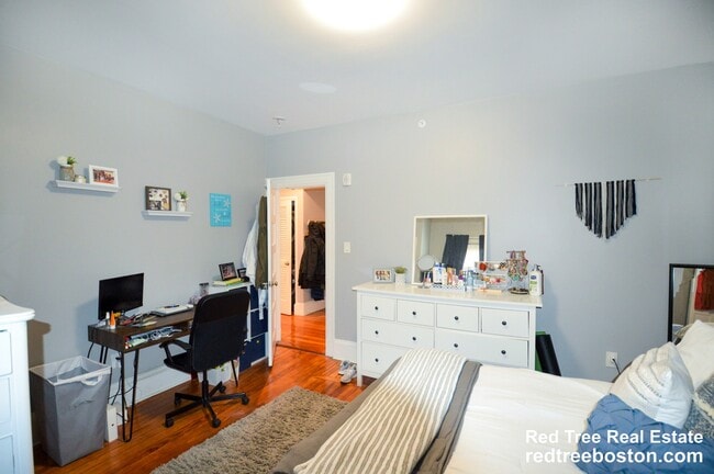 Photo - 62 Mapleton St Unit 2