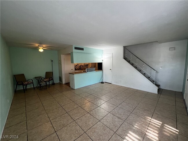 Photo - 1428 Lorilyn Ave Townhome