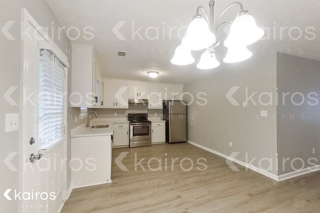 Photo - 301 Beaver Pointe Dr