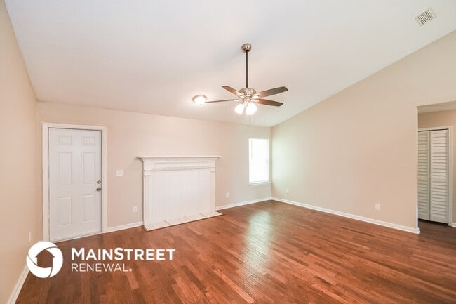 Photo - 3652 Wilson Blvd W