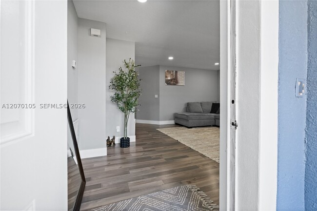 Photo - 401 NW Kilpatrick Ave